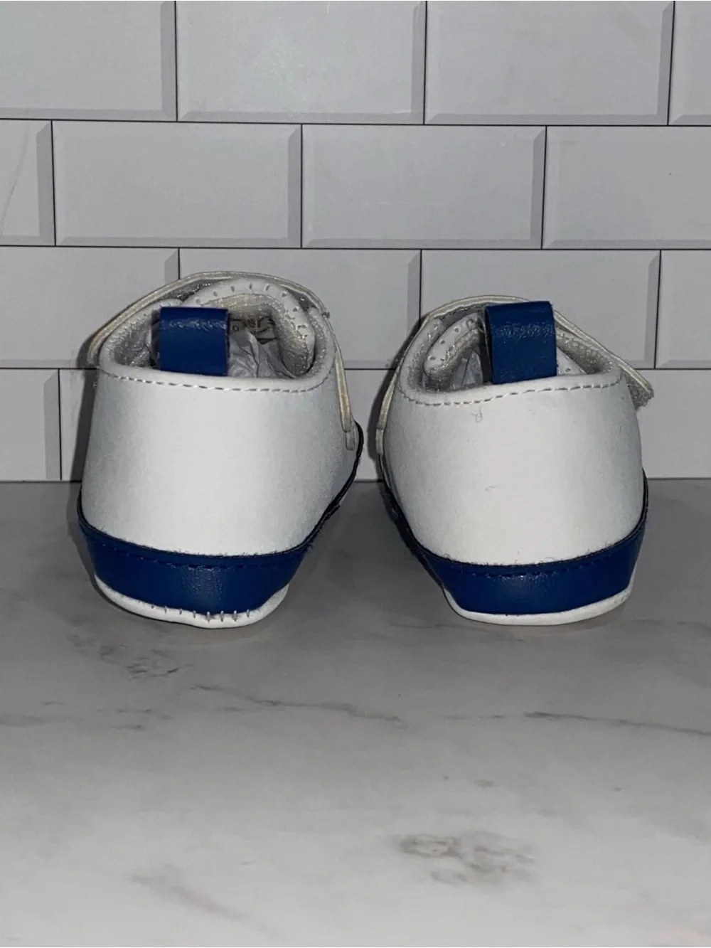 Carter’s Child of Mine Infant Boys Double Strap Sneakers/Newsboy Cap 0-6 Months